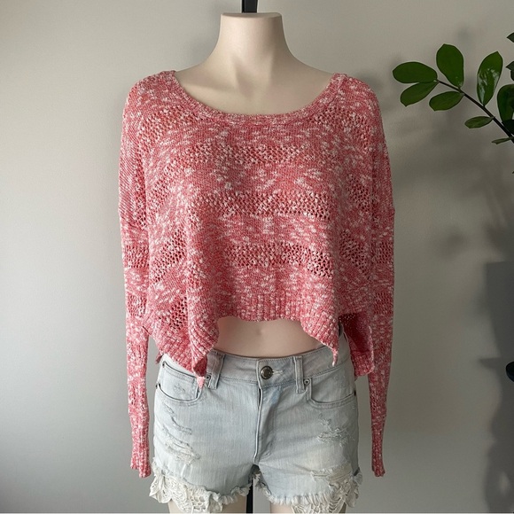 Roxy Cropped High Low Heathered Pink Knit Pullover Sweater Size Medium - Picture 1 of 6